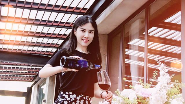 怡园酒庄在哪里,怡园酒庄庄主系列葡萄酒