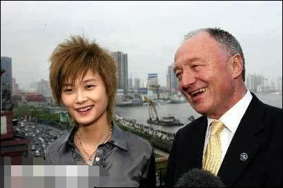 如何消除代沟英语,怎么消除代沟教育