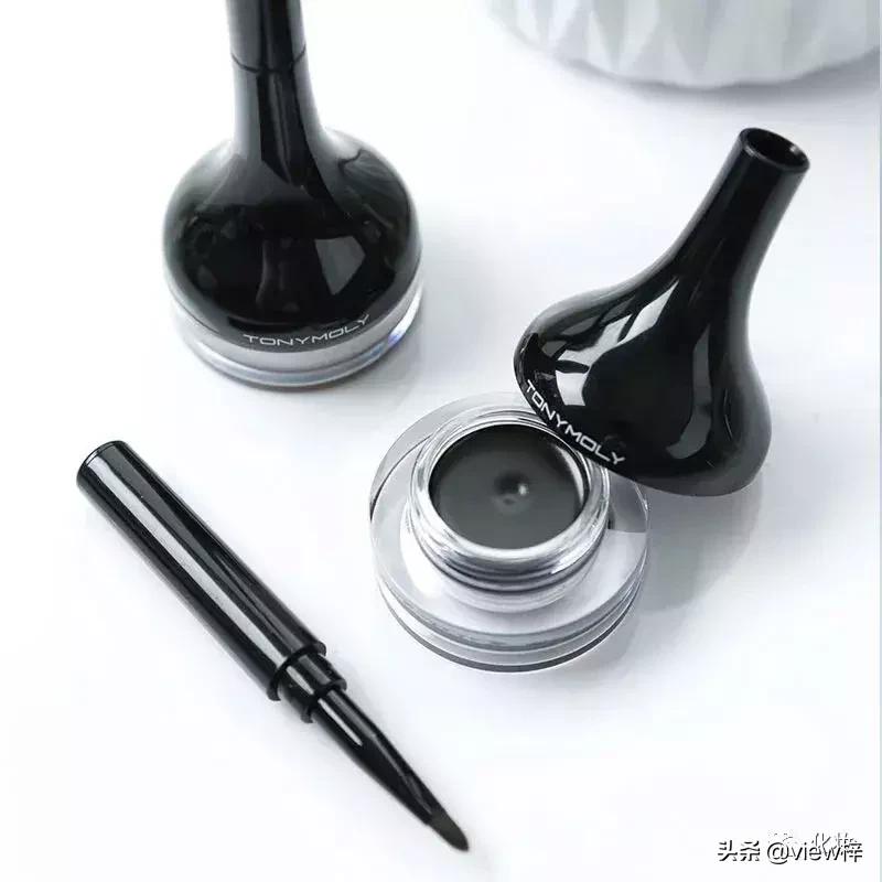 化妆：抖音的网红化妆品！真的求你们别买了！