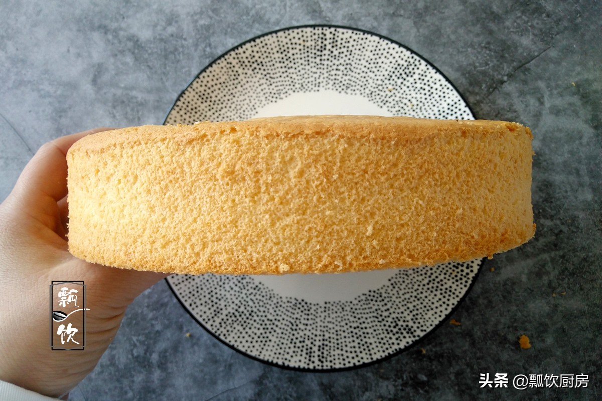 做好的蛋糕放凉容易塌陷,为什么做的蛋糕塌陷和不蓬松