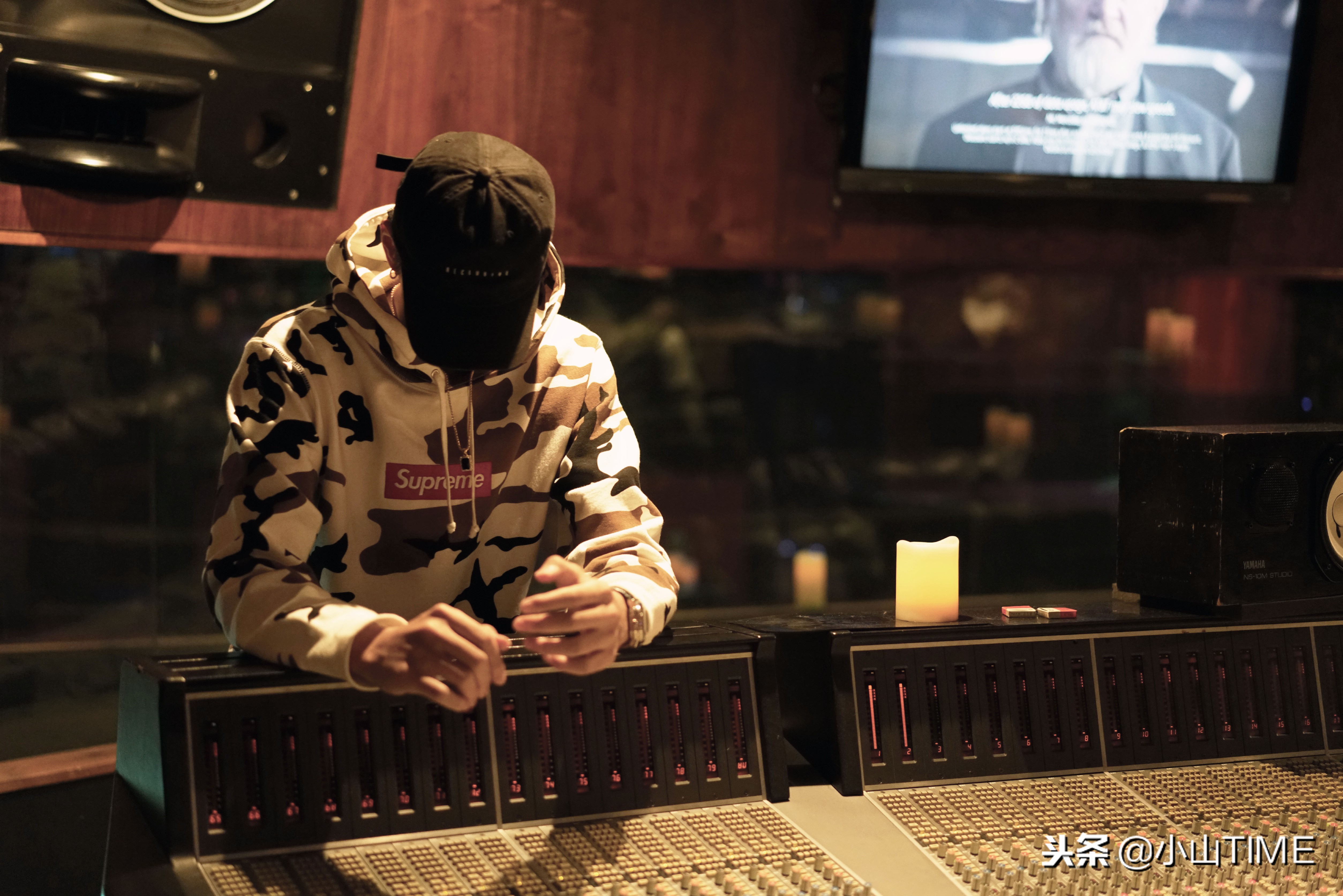 三星supreme真假,三星山寨最新消息