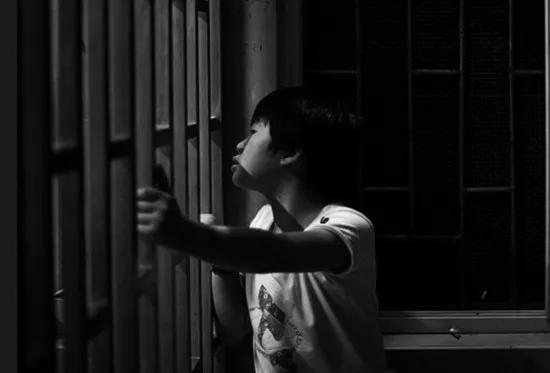 毒品的危害和青少年如何预防吸毒,防范新型毒品对青少年危害倡议书