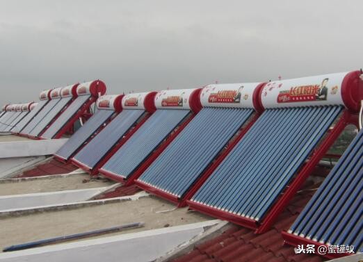 太阳能热水器冬天不用怎么办,冬天太阳能热水器放空还是加满水