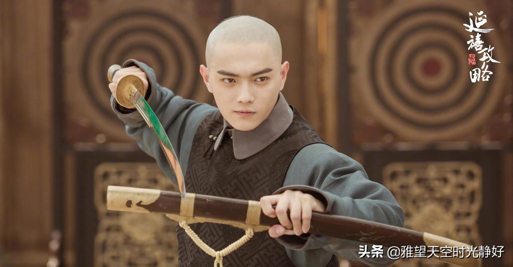 许凯是公认95后颜值超高,许凯那些年的神仙颜值