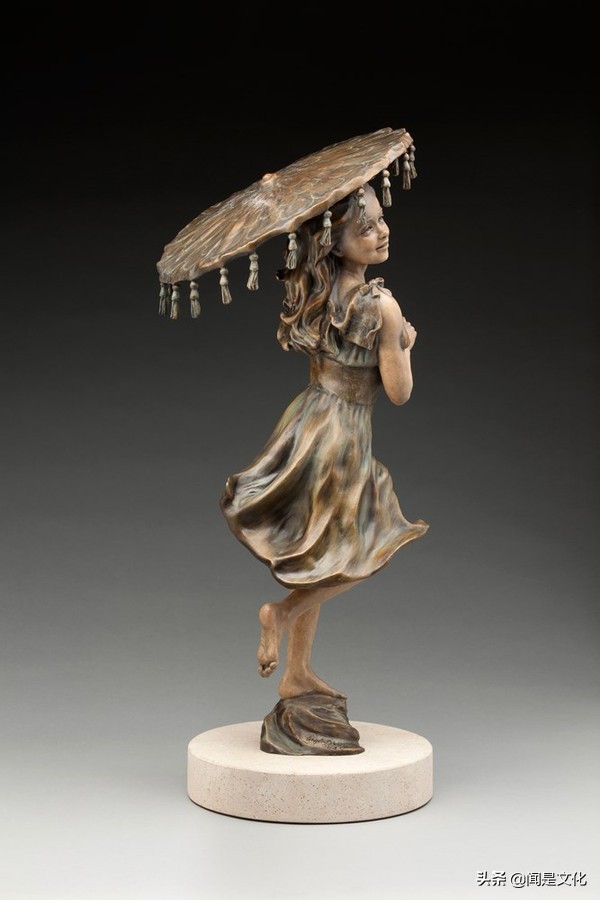 学赏画197:美女雕塑家米娅:灵感来自孩子们不断变化的个性