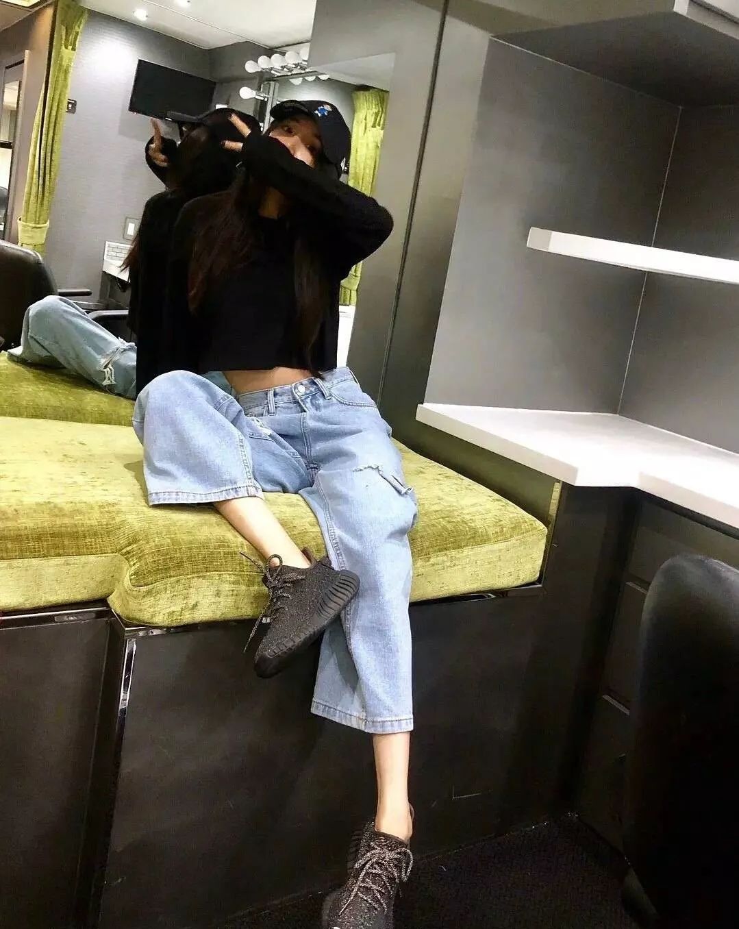 魏大勋杨幂亲密照,杨幂和魏大勋的高甜合集