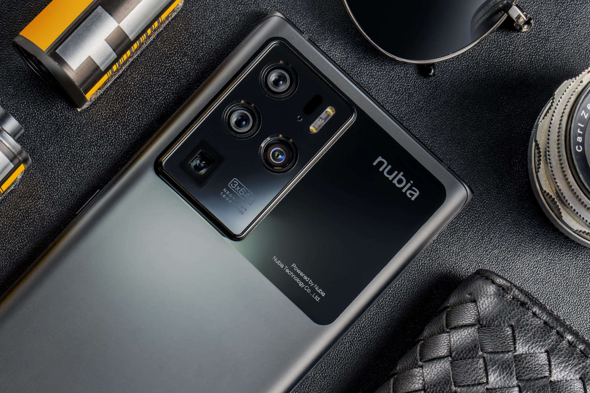 开卖五个月下跌700，2亿星空四摄+120W，拍星星旗舰无人问津