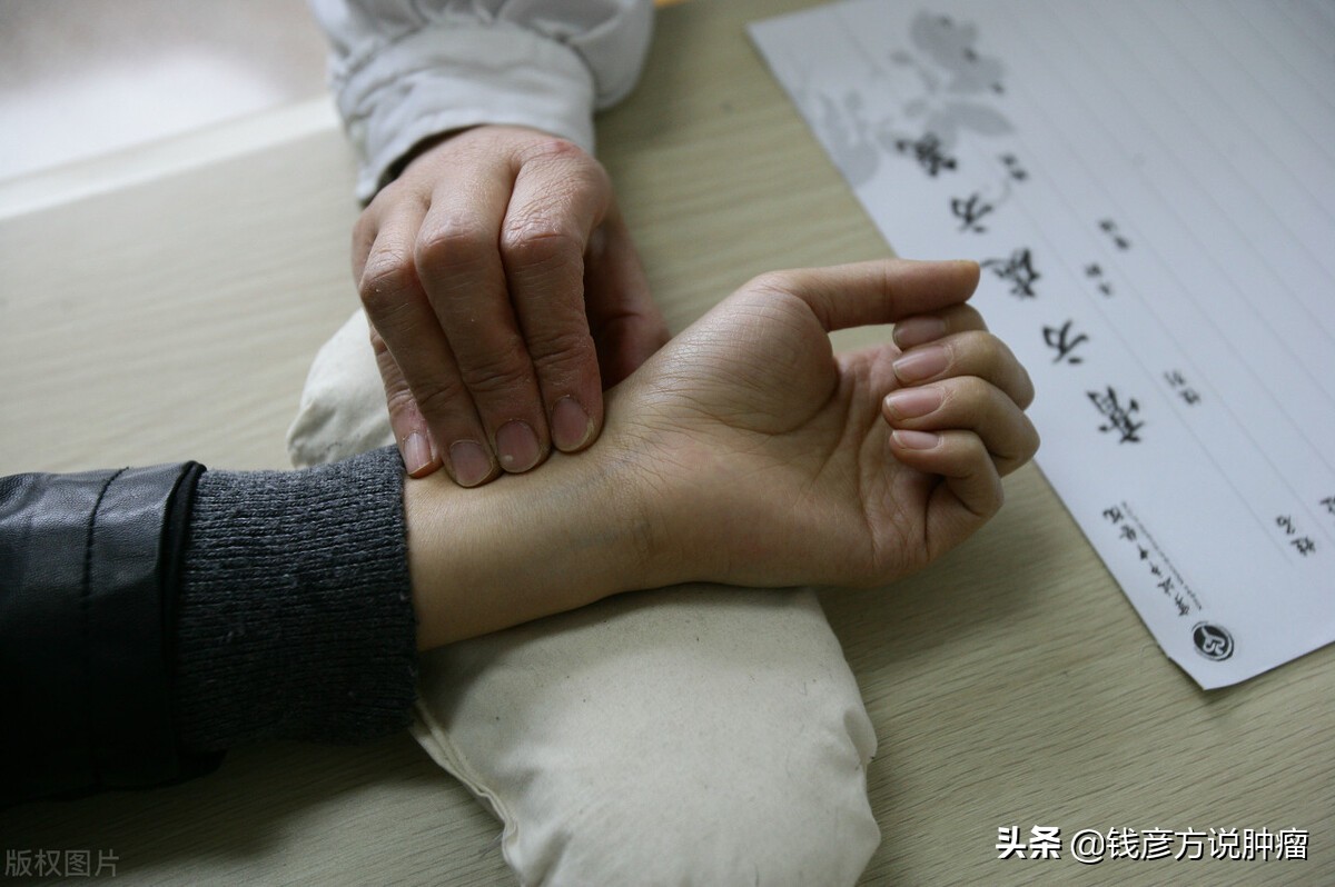 肺癌化疗后症状减轻,肺癌术后复发放疗可以治愈吗