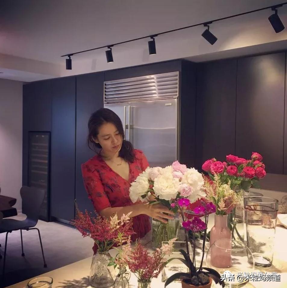 别被孙艺珍骗了，她才不是什么小白兔