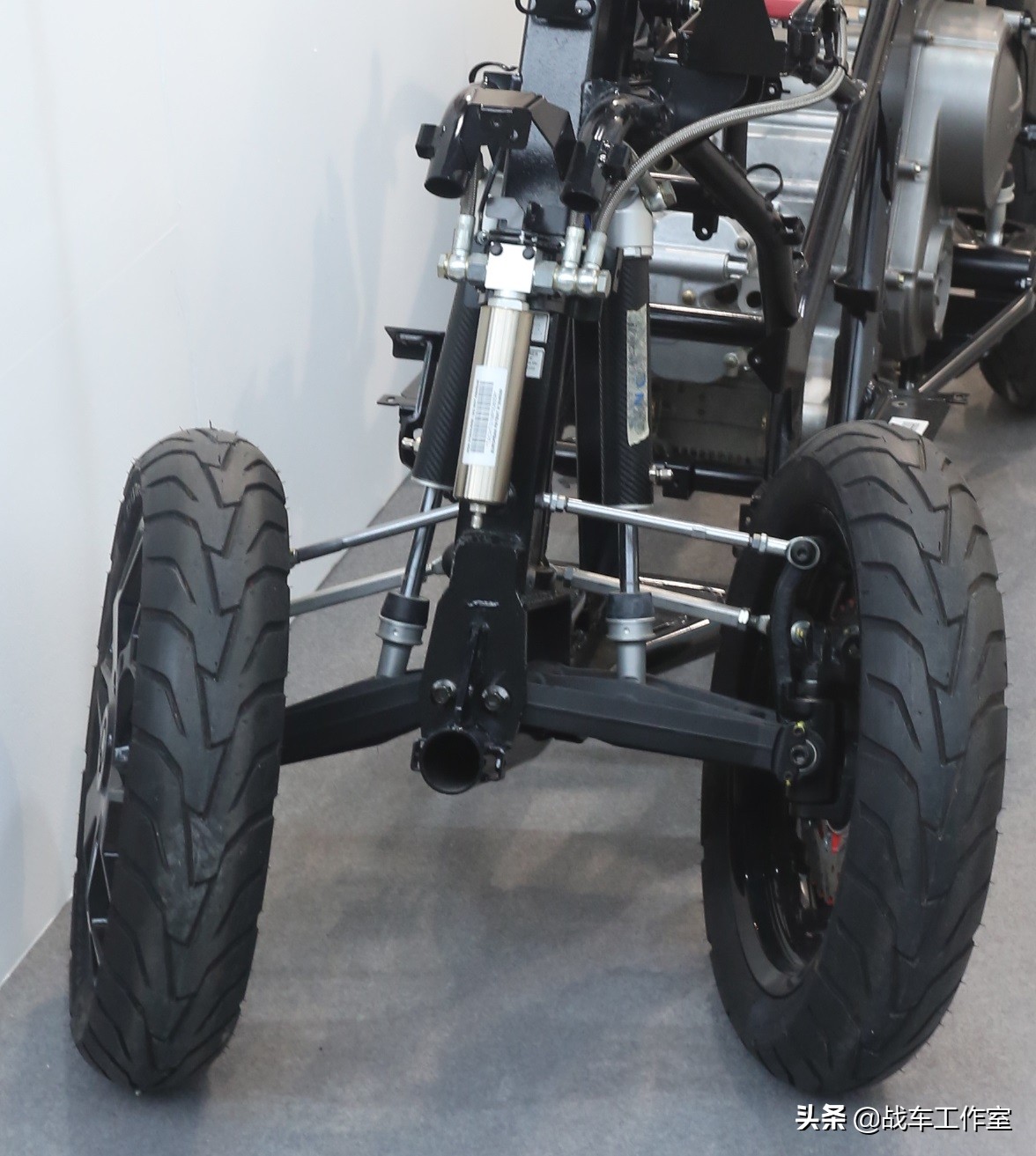 宏佳腾3d350r试驾,宏佳腾3d350r值不值得买