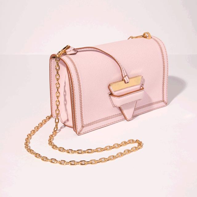 挚爱520的浪漫惊喜，各大品牌带着“爱意”甜蜜来袭