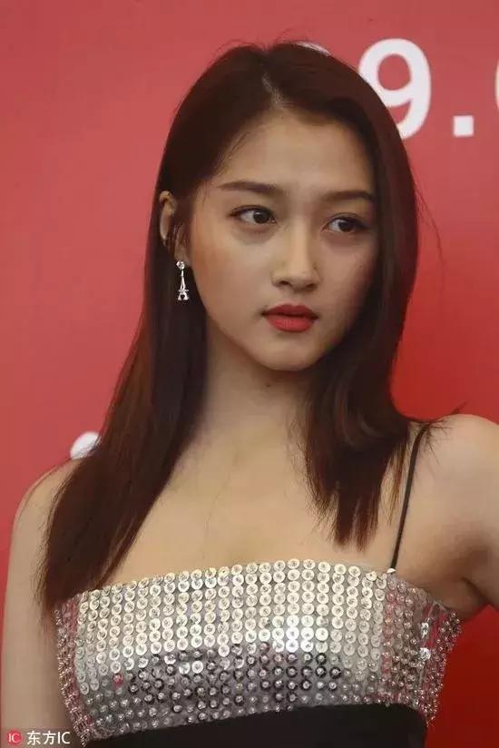 林允为满满正能量代言,林允的代言有哪些