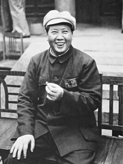 49年毛主席堂弟毛泽连，因穷困潦倒求助主席：他只能靠他自己