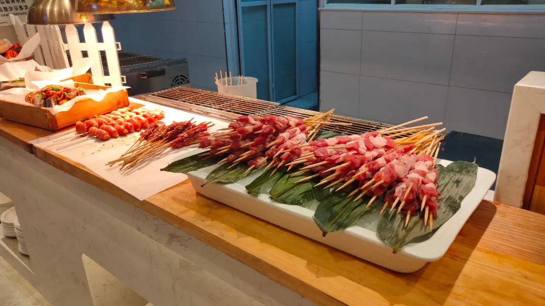 薅羊毛，原价98的牛排海鲜自助49搞定，这波优惠必须告诉大家