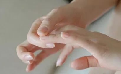 产后四肢酸痛怎么缓解,产后四肢疼痛