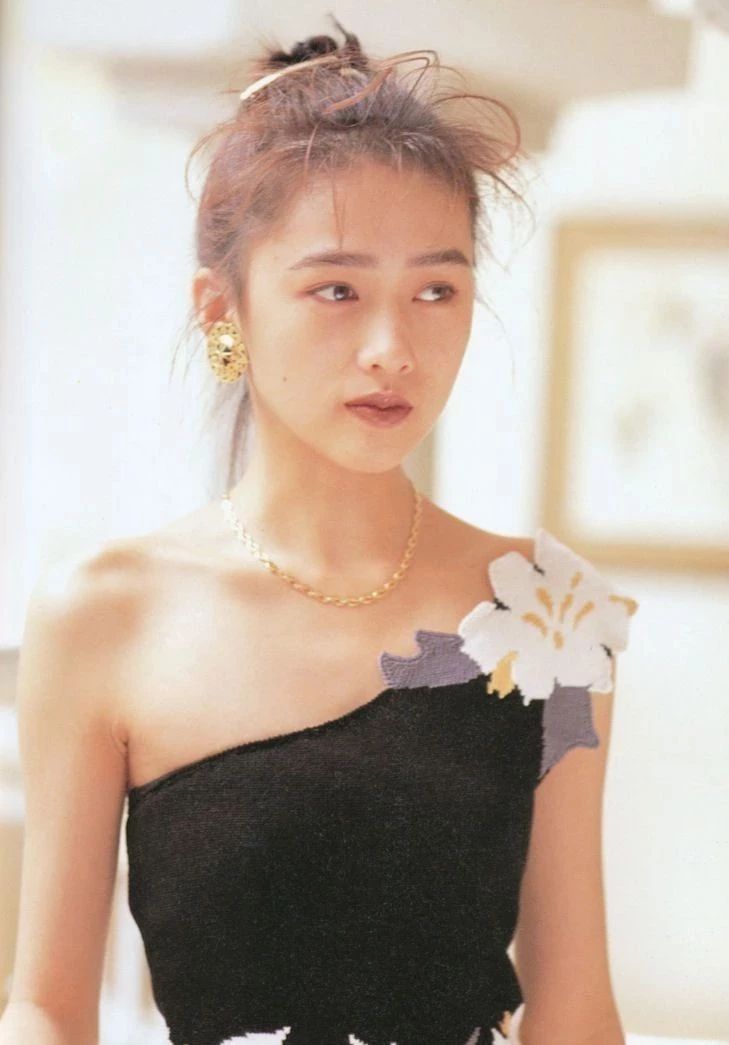 这个征服两位亚洲天王的一代歌姬,到底有什么魅力?