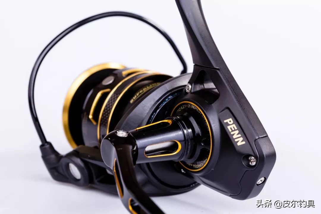 奔乐海钓纺车轮8000和4000区别,奔乐纺车轮实战视频