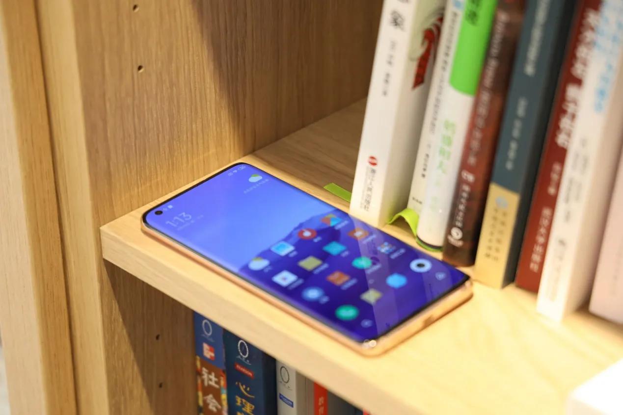 手机线下买为什么比官网便宜,网上面买手机可靠吗