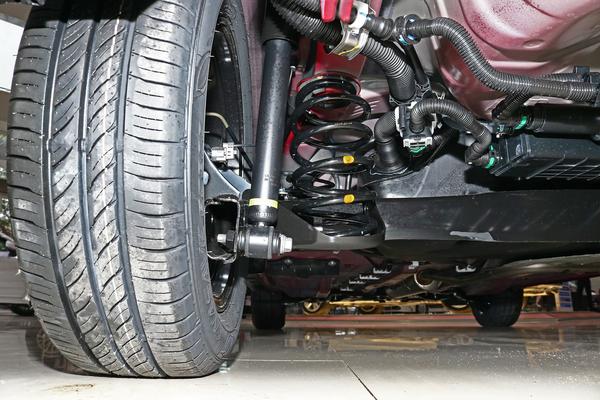 丰田yarisl致炫,19年丰田yarisl致享