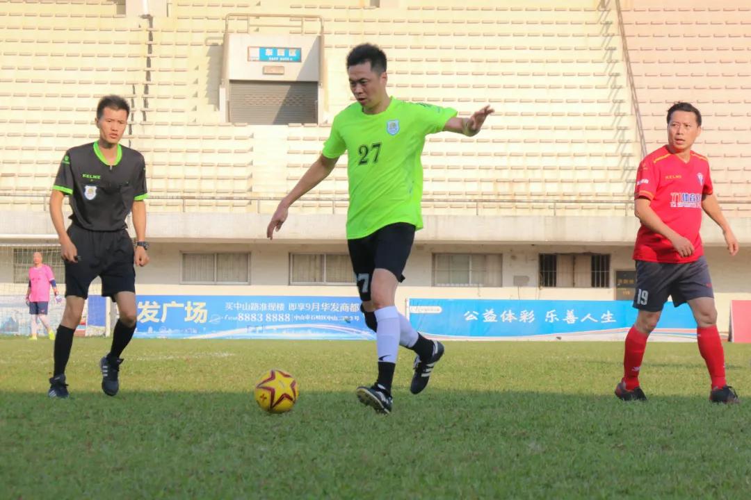 以小打大中国足球,以小打大足球荣获亚军