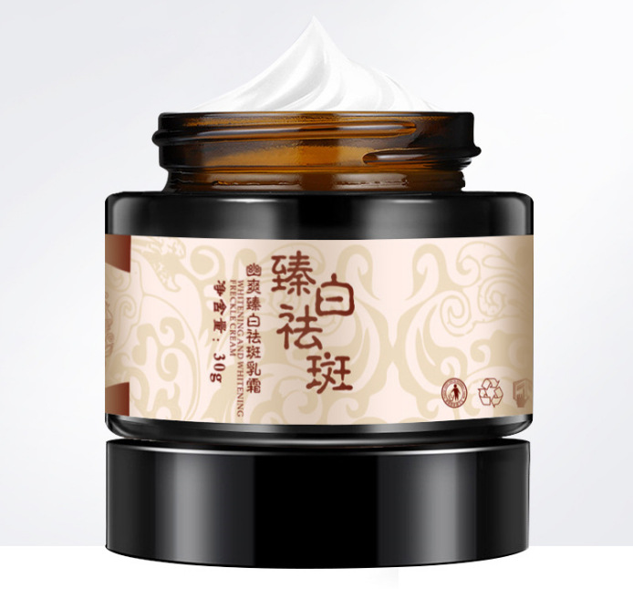 女人脸部护肤小妙招,女生的脸部护肤步骤有哪些