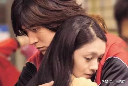 见面4次就订婚，被嘲胖后瘦20斤，任性大s凭啥在娱乐圈混26年？