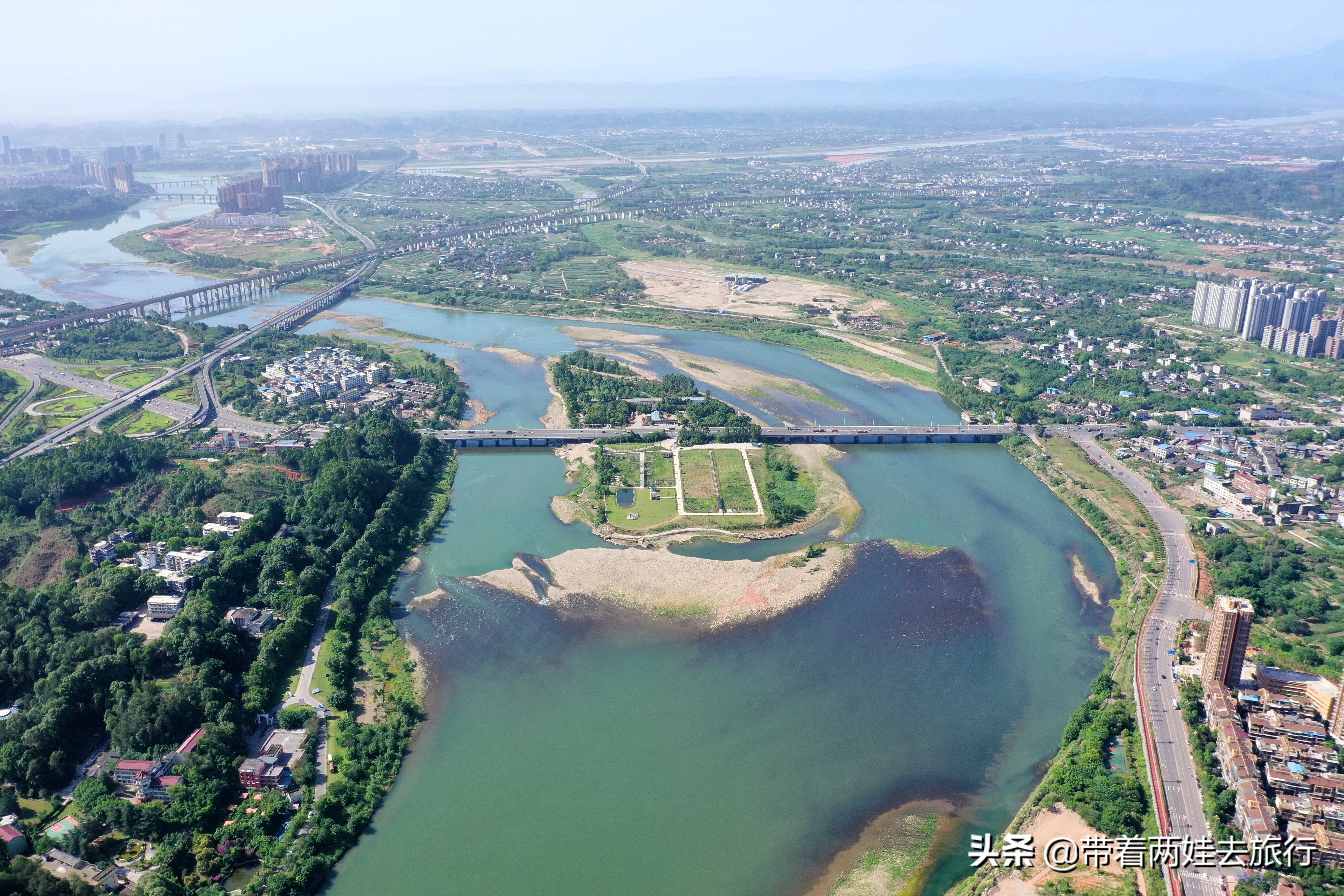 美丽的四川天府之国成都盆地,美丽的四川让人沉醉
