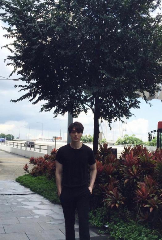 李栋旭新图,李栋旭最新造型