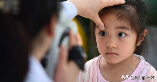 6岁孩子近视如何防控度数增长,9岁小孩近视150-200度可以自愈吗
