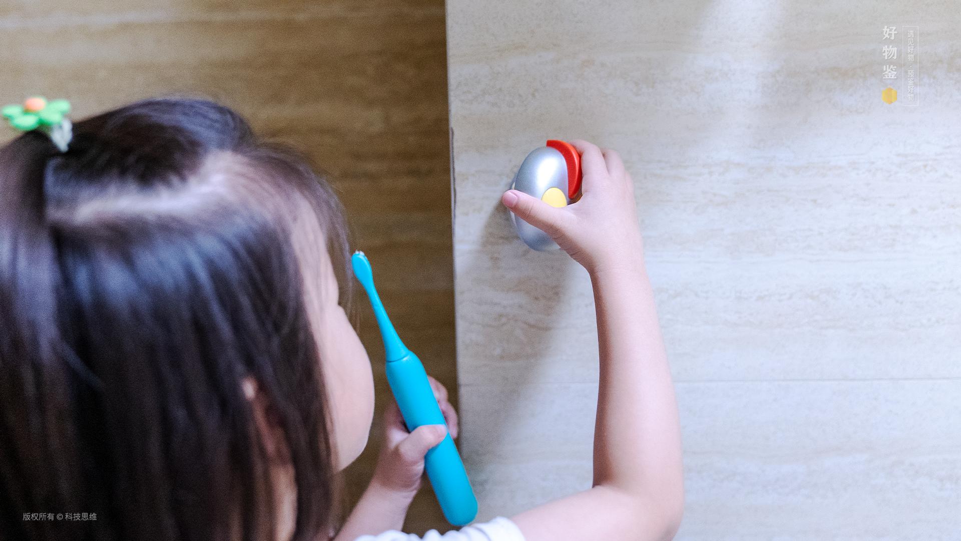 宝宝开始刷牙选择什么样的牙刷,给宝宝刷牙用哪种牙刷好