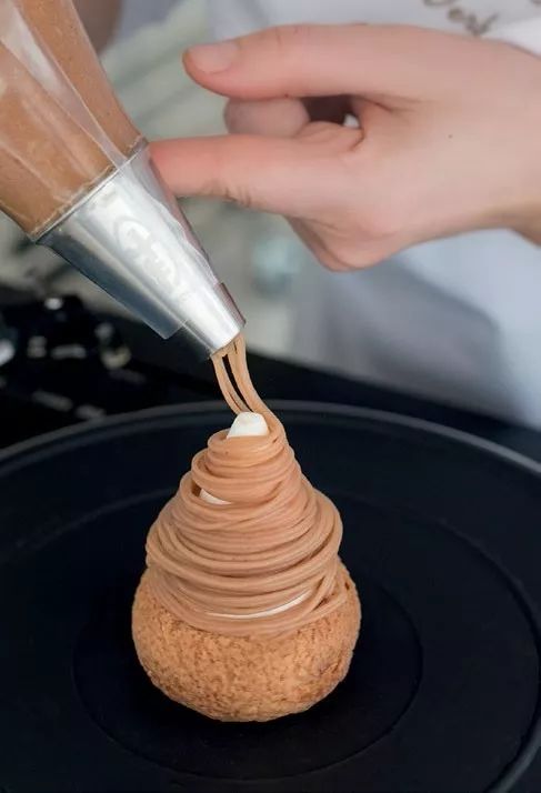 蒙布朗慕斯,蒙布朗泡芙是什么意思