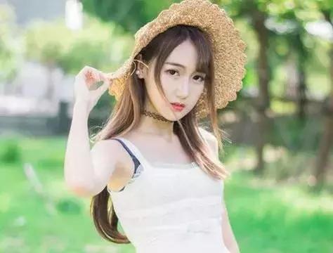 什么刘海显脸小?下次刘海就这么剪!修颜又时尚