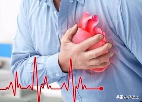 男性左胸部下面疼痛,左腋下靠近胸部疼痛