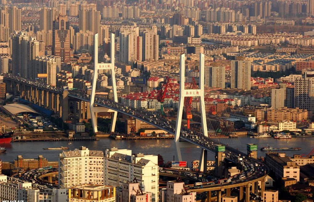 浣忓湪涓婃捣娴︿笢鏂板尯鐨勪汉,浣忓湪涓婃捣娴︿笢鏂板尯濂藉悧