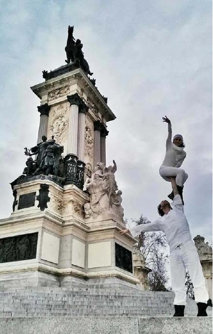 火爆抖音自拍婚纱照,婚纱照个人怎么自拍好看