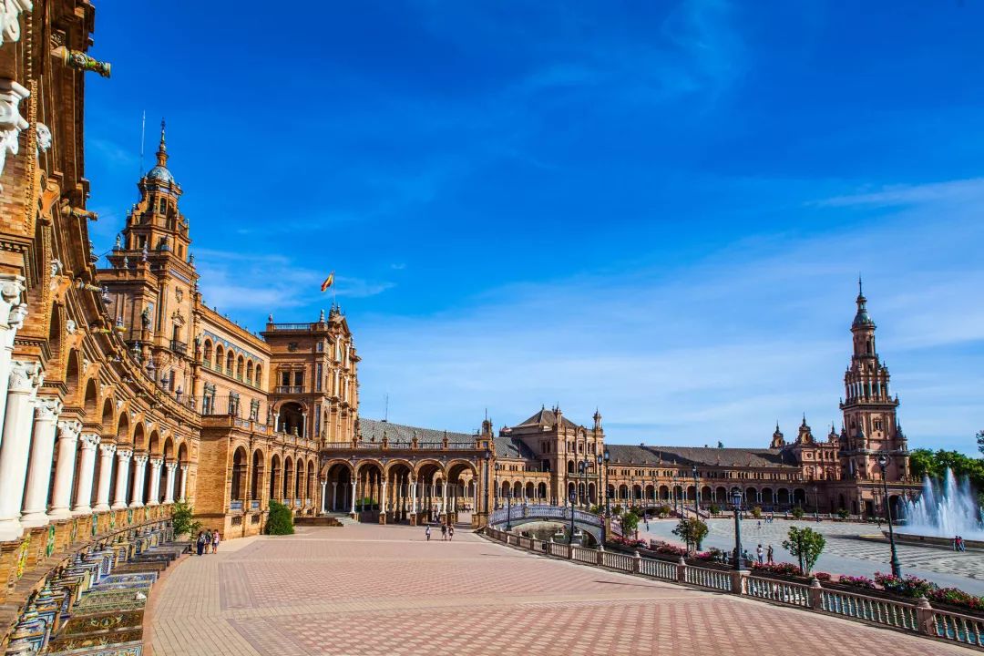 西班牙新年度旅游攻略,西班牙旅游注意事项和禁忌