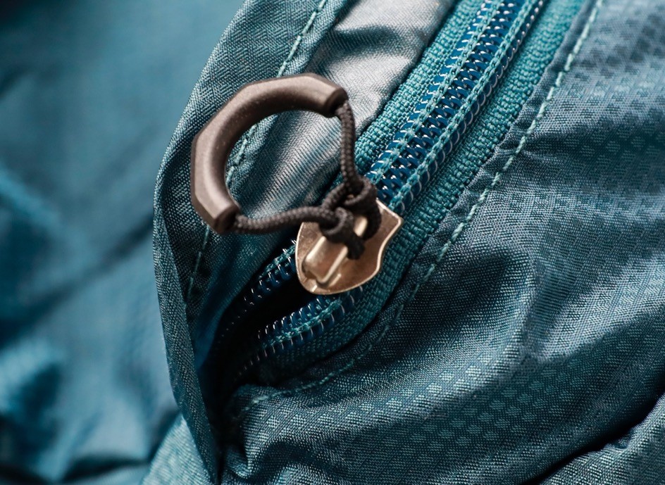 多特湖水蓝背包,deuter背包橄榄绿