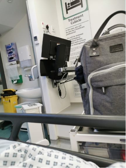 英国新冠高烧3天,英国新冠发高烧三天严重吗