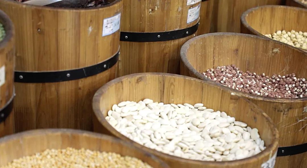 正宗老北京二八酱国营店,探秘老北京炸酱面