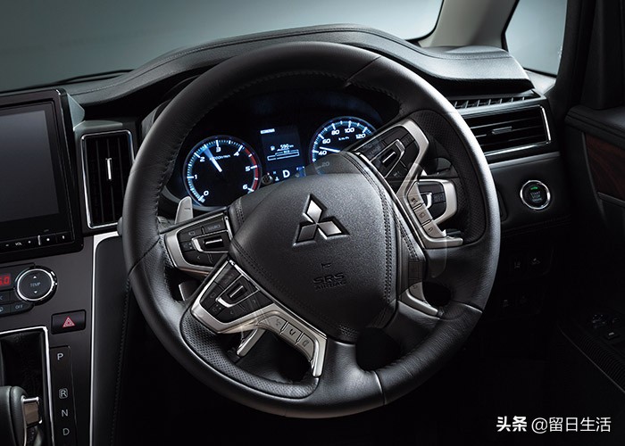 三菱得利卡最省油的车,三菱得利卡全部车型照片