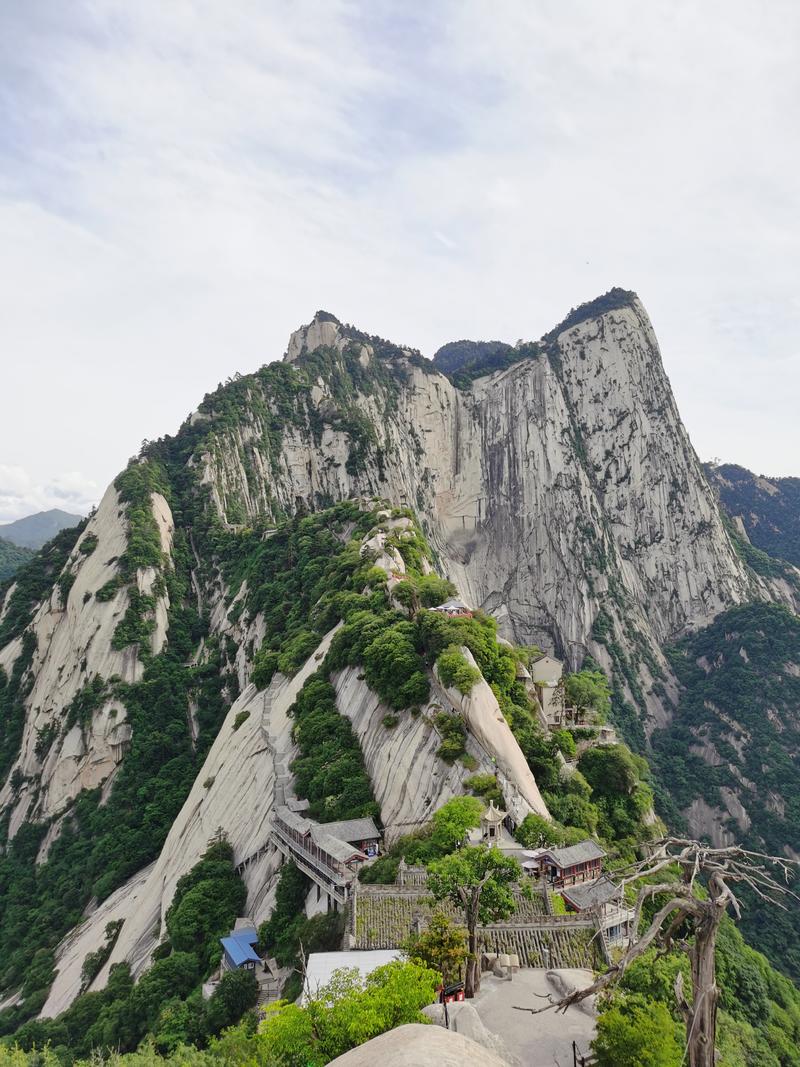华山派的轻功一定被低估了——华山一日游有感