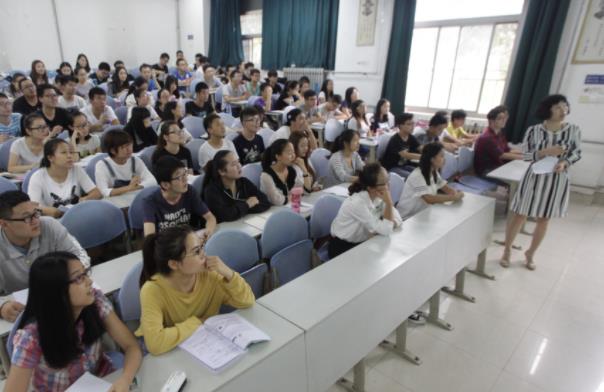 大学生的“私下交易”，只顾一时生活享乐，损害的是自己的未来