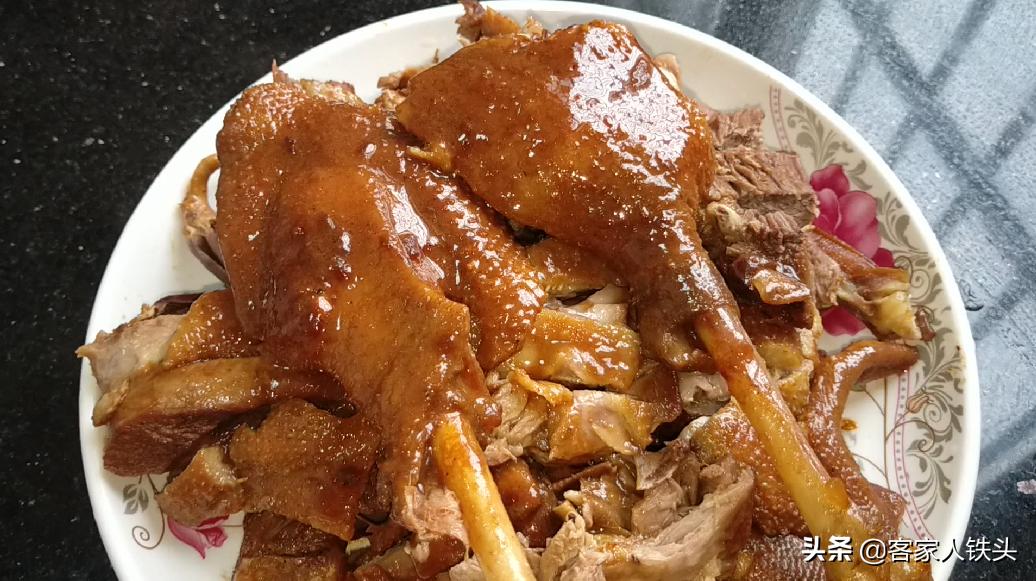 惠州豆豉碌鹅的做法及配料视频,广东人爱吃的碌鹅教你家常做法