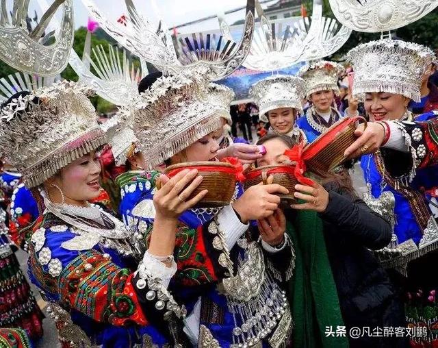 @湘西州人,|湘酒记忆|一座城·一瓶酒|