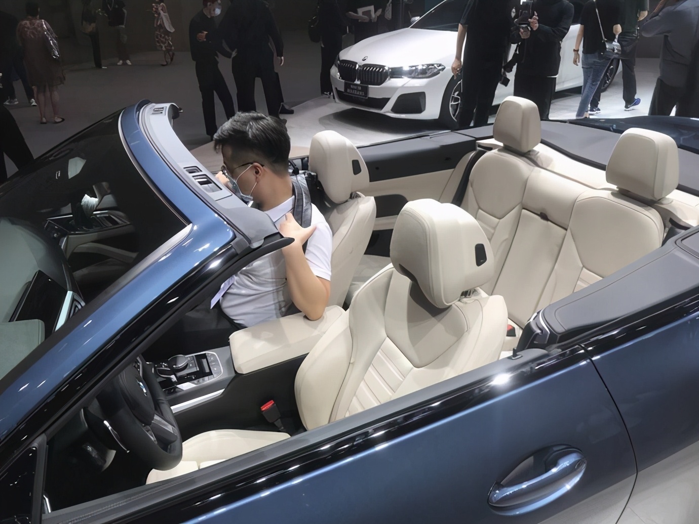 广州车展宝马4系敞篷落地价,二手宝马4系敞篷版