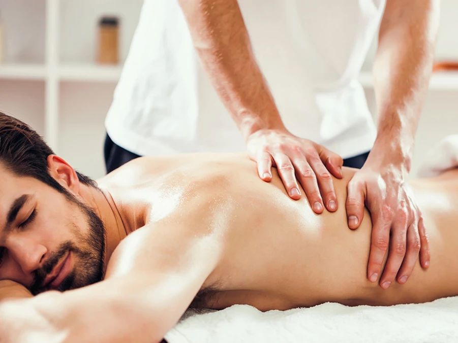 「健康游」运动还是养生？新亚洲体育城陪你度过冬日时光……