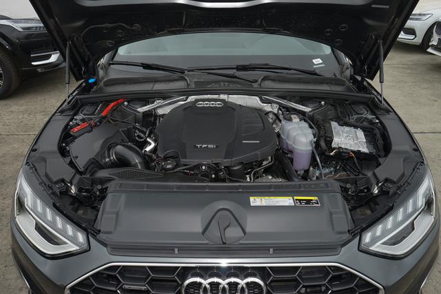 居家运动两不误混动省油更安心,13款奥迪a4l四驱运动怎么样