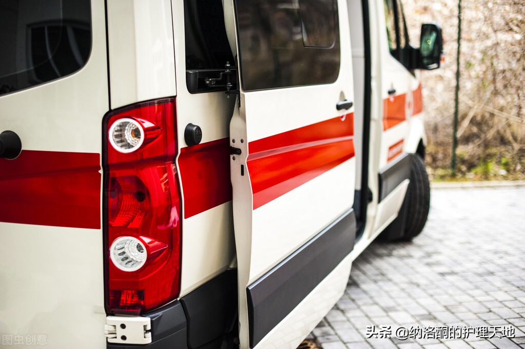 摔了一跤淤血没肿,摔了一跤把脾摔破了