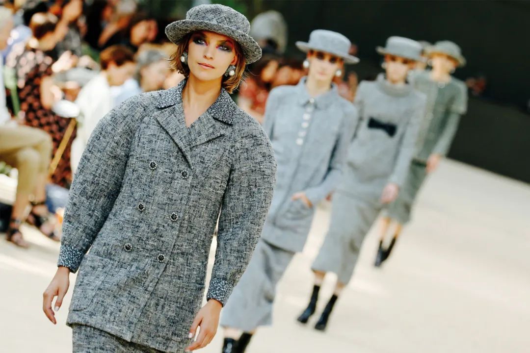 王一博参加过青春有你2吗,青春有你2王一博导师