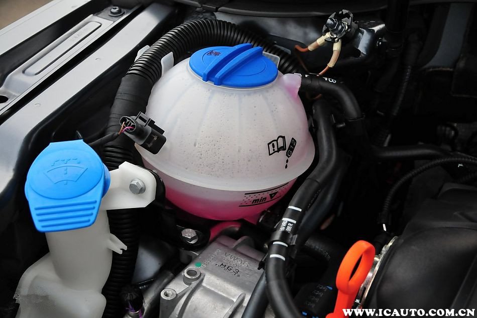 发动机温度过高的原因和处理方法,发动机温度过高报警后该怎么处理